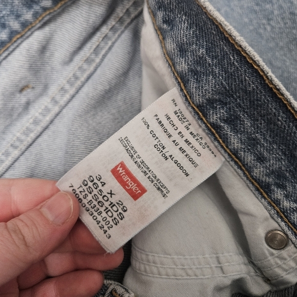 Mens Wrangler Straight Leg Jeans Size 34/29! - Picture 3 of 7